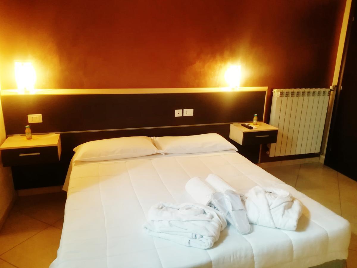 New Hotel Europa Crevalcore Extérieur photo